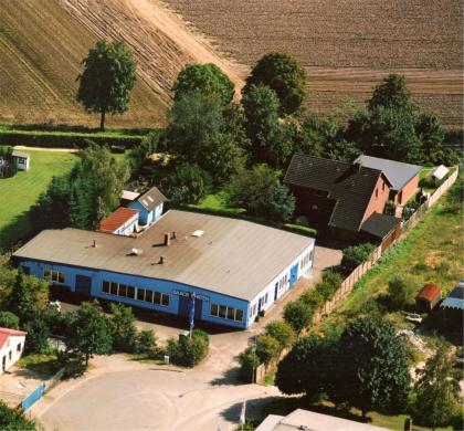 Luftbild Schmiede Hohenlockstedt Baack Firmengebäude Garten hochwertig nachhaltig made in Germany